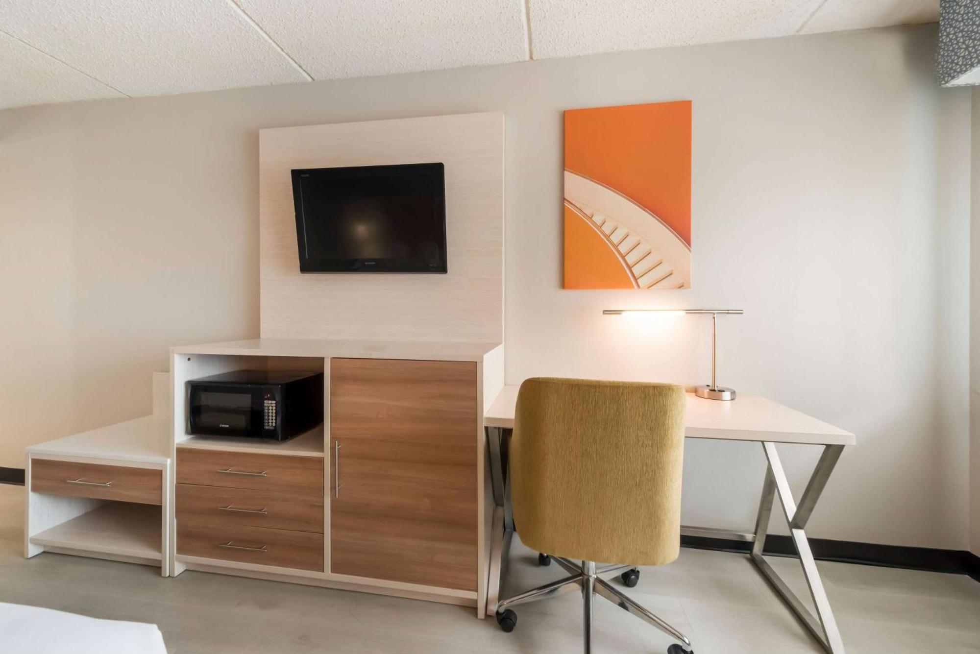 Baymont By Wyndham Hotel Westampton